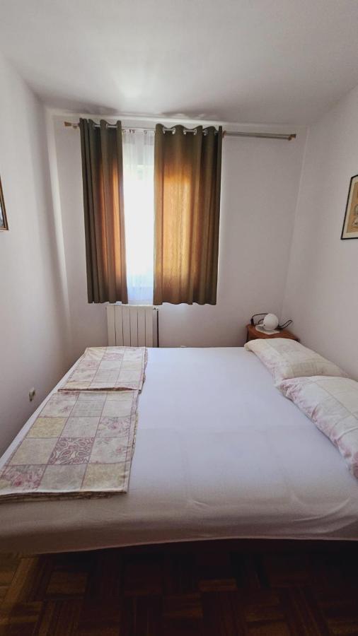 House Berry Apartman *
